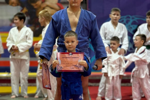 Начинающие юные спортсмены прошли посвящение в дзюдоисты и самбисты
