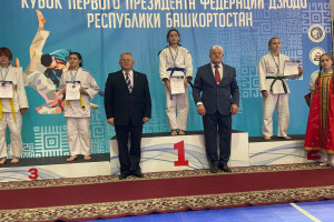 Девять медалей у дзюдоисток ЦРЕ Дёма на столичном первенстве в г. Уфе