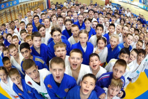 Золотая медаль по дзюдо на межрегиональных соревнованиях в Оренбурге