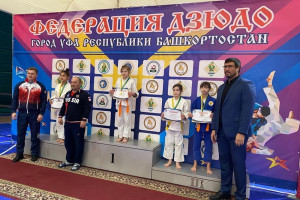 Четыре золотых и одну бронзовую медали завоевали дзюдоисты ДЕМЫ на Первенстве г. Уфы до 13 лет