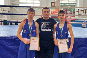 Золото, серебро и три бронзы в копилке наших боксёров