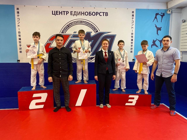 Турнир по дзюдо среди спортсменов первого и второго года обучения прошел в Центре единоборств Дема